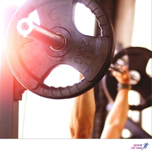 Close-grip Bench Press phù hợp với ai?