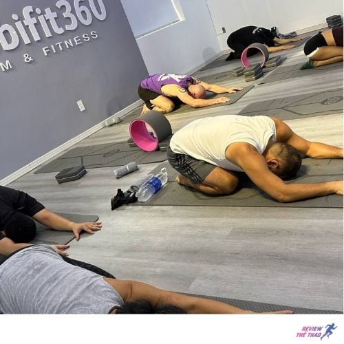 Lớp tập đa dạng tại Mobifit360: Yoga, Zumba, HIIT, Kickboxing