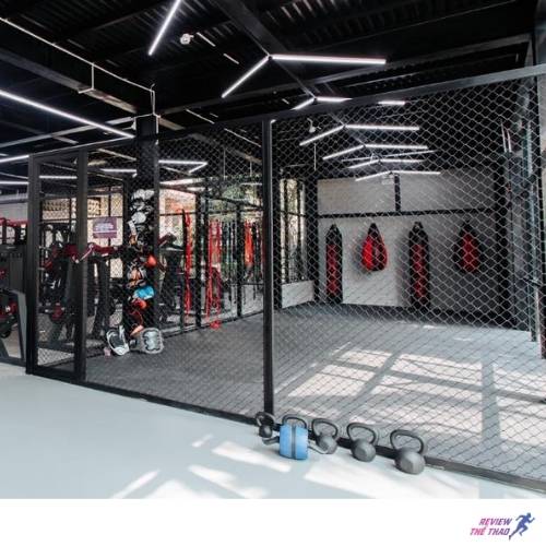 Đốt mỡ – xả stress – rèn phản xạ cùng lớp Kickboxing