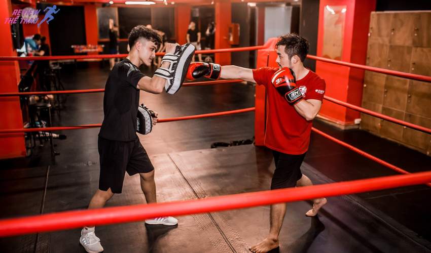 Lớp Kick Boxing
