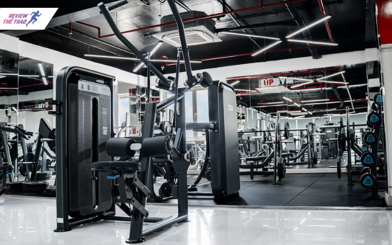 Cơ sở vật chất tại UP GYM - Hưng Phú