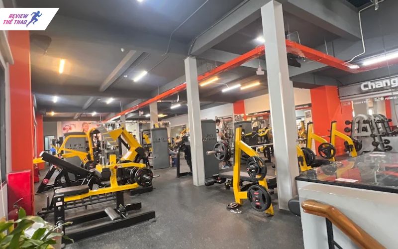 Không gian tập luyện tại Lio Fitness And Yoga