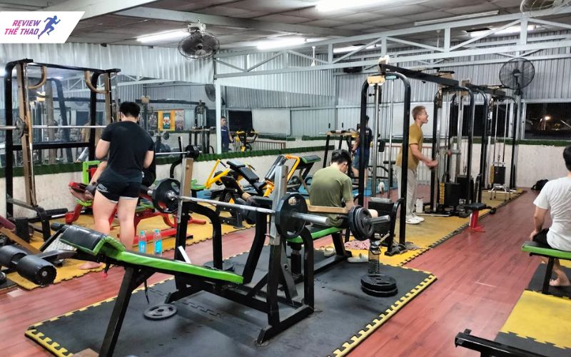Không gian tập luyện tại T-GYM FITNESS
