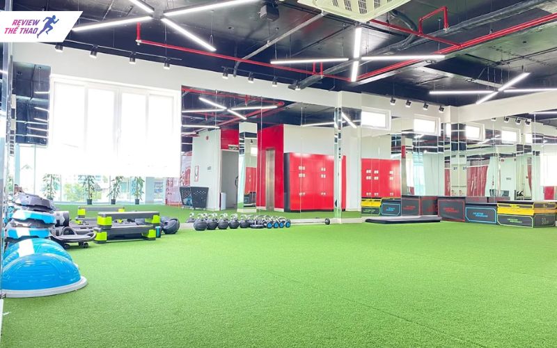 Không gian tập luyện tại UP GYM - Hưng Phú